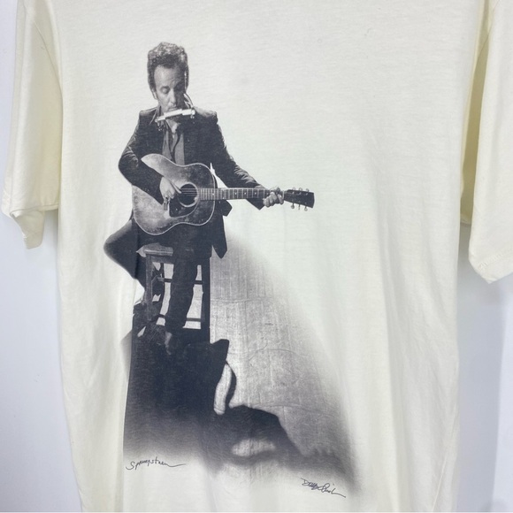 Clinch Collections Bruce Springsteen Acoustic Mens T-shirt in Vintage White SZ M - Picture 5 of 11